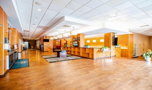 King Room Near Beckett Field WDC 5 Luxury Bookings