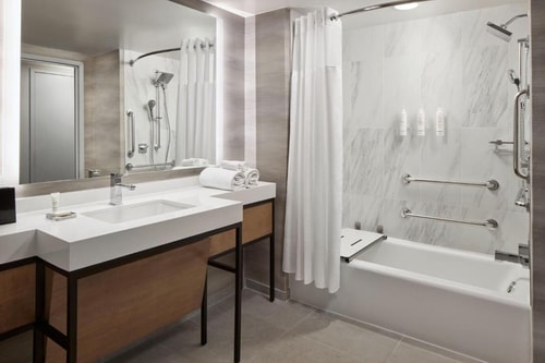 King Room Near City Center Dc WDC 3 Luxury Bookings