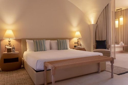 Deluxe Room Near Soul Society by Luxury Bookings Luxury Bookings