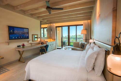 Luxury Guest Room in Saadiyat Island Abu Dhabi 1 Luxury Bookings