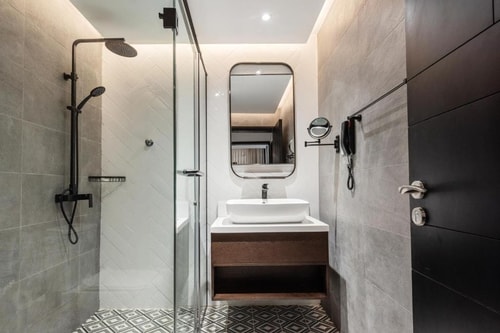 Premium Room Near Hippo Feeding 2 Luxury Bookings