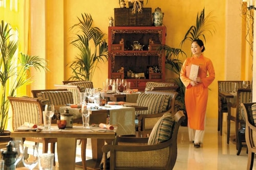 One Bedroom Apartment Near Embassy of the Kyrgyz 5 Luxury Bookings