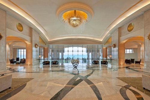Superior Room Near Cranleigh Abu Dhabi 5 Luxury Bookings