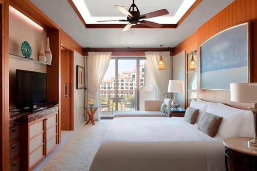 Superior Room Near Cranleigh Abu Dhabi 2 Luxury Bookings