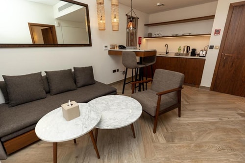 1 Bedroom Villa Near Tal Moreeb By Luxury Bookings 2 Luxury Bookings