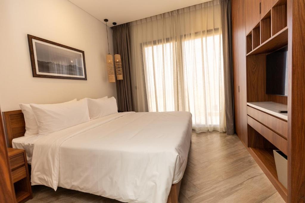 1 Bedroom Villa Near Tal Moreeb By Luxury Bookings Luxury Bookings