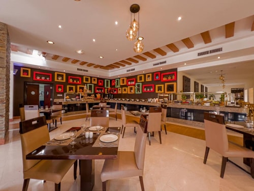 Deluxe King Room Near Ghayathi Aqua Park 13 Luxury Bookings