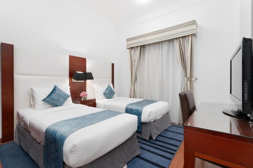 Three Bedroom Apartment Near Sahara CenterSharjah 1 Luxury Bookings