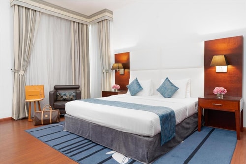 Three Bedroom Apartment Near Sahara CenterSharjah Luxury Bookings