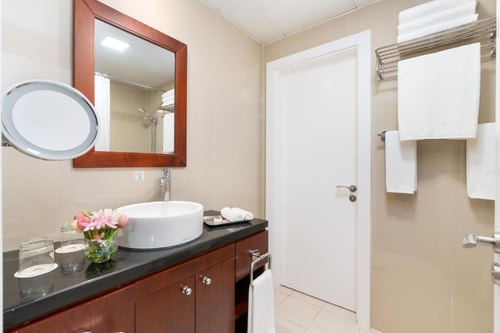 Studio Apartment Near Sahara Center Sharjah 6 Luxury Bookings