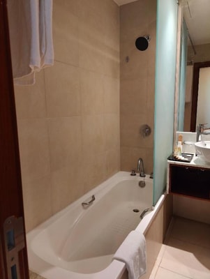 Deluxe King or Twin Room Near Grand Barsha Mall 5 Luxury Bookings
