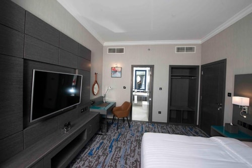 One Bedroom Suite Near Deira Clock Tower 2 Luxury Bookings