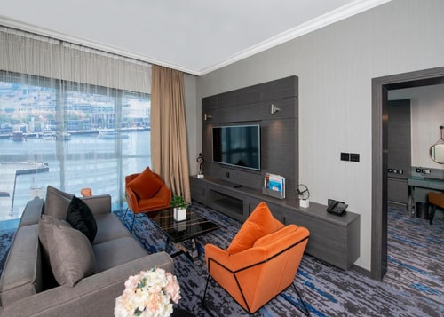 One Bedroom Suite Near Deira Clock Tower 5 Luxury Bookings