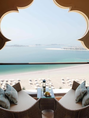 Deluxe Room in Palm Jumeirah Walk to Nakheel Mall 14 Luxury Bookings