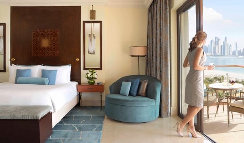 Deluxe Room in Palm Jumeirah Walk to Nakheel Mall 1 Luxury Bookings