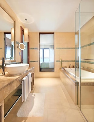 Deluxe Room in Palm Jumeirah Walk to Nakheel Mall 4 Luxury Bookings
