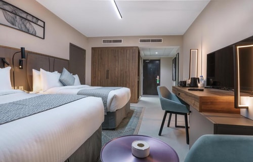 Deluxe King Room Near Nakheel Osais 2 Luxury Bookings