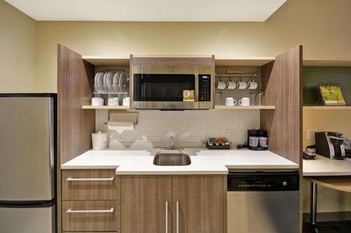 King Studio Suite Near Anderson Park HOU 2 Luxury Bookings