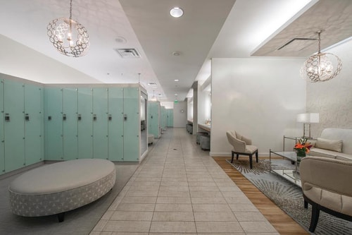 King Room Near The Cooper Institute DAL 12 Luxury Bookings