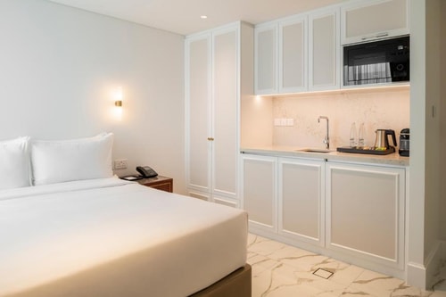 Queen Room Pet Friendly Near To Expo City Dubai 1 Luxury Bookings