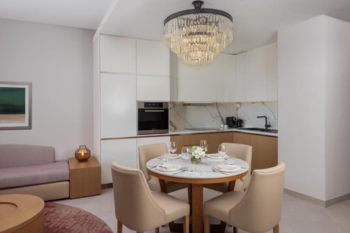 King Studio Near Jewel Of the Creek Dubai 3 Luxury Bookings