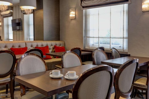 Standard Double Room Near Ecclestone Square LON 11 Luxury Bookings