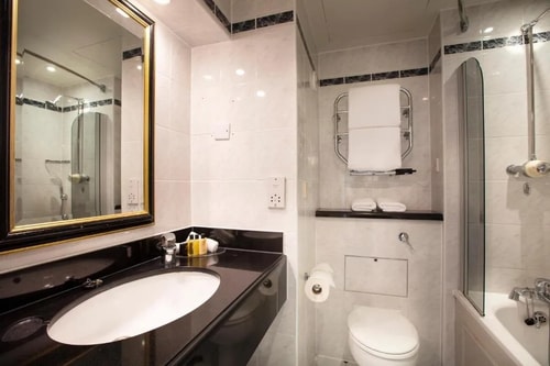 Standard Double Room Near Thames Tigers LON 3 Luxury Bookings