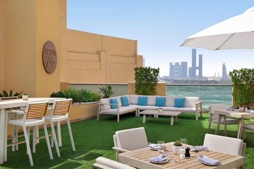 Two Bedroom Apartment Near Al Wasl Sports Club 15 Luxury Bookings
