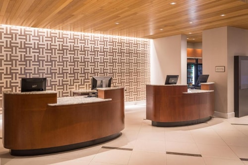 Guest Room Near Galleria Chevrolet DAL 7 Luxury Bookings