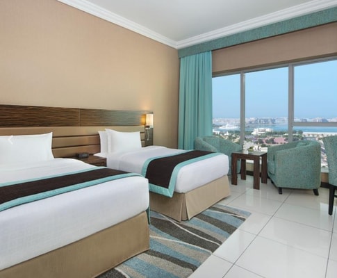 Standard King Or Twin Room Near DIC Metro 1 Luxury Bookings