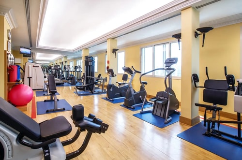 Deluxe King Or Twin Room Near Al Muteena Park 15 Luxury Bookings