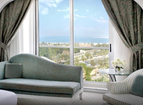 Luxury Club Oceanfront Room Near France Consulate 3 Luxury Bookings