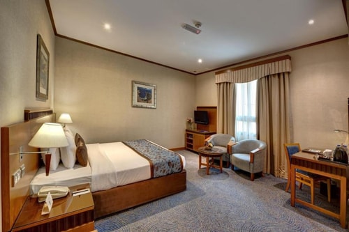 One Bedroom Suite Near Mashreq Metro Station Ae Luxury Bookings