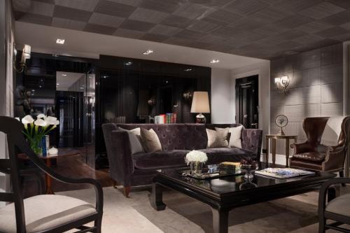 Deluxe King Room Near Weston House LON 4 Luxury Bookings