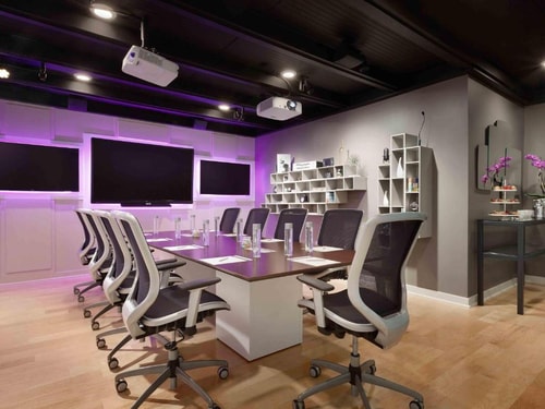 King Room Near Dallas Museum of Art DAL 9 Luxury Bookings