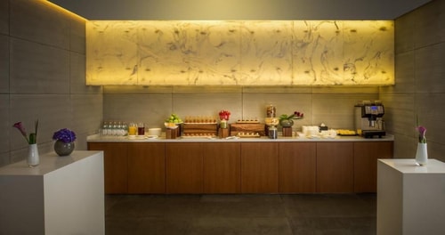 King Studio Near Dubai Marina Mall 9 Luxury Bookings