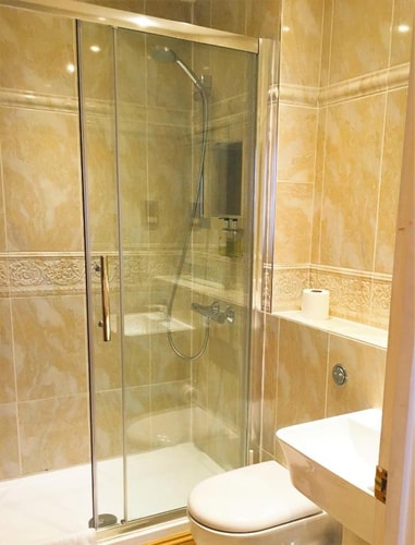 Standard Double Or Twin Room Near Alleyn Court LON 6 Luxury Bookings