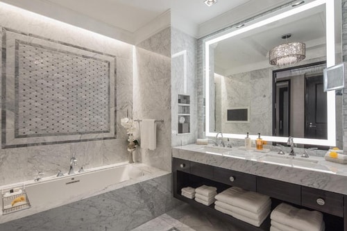 Luxury King Room Near Memorial Park HOU 4 Luxury Bookings
