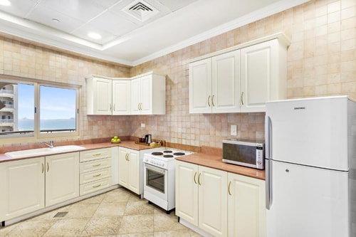 Three Bedroom Apartment Near Al Hamra Mall RAS 6 Luxury Bookings