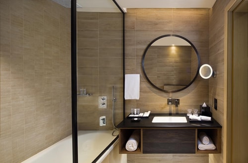 Excutive 2 Bedroom Apartment Near Mall Of Emirates 12 Luxury Bookings