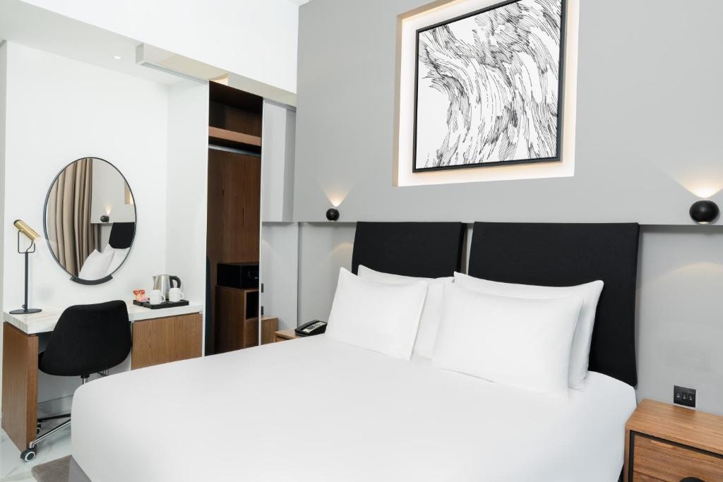 Premium King Or Twin Room Near Regina Tower JVC Luxury Bookings