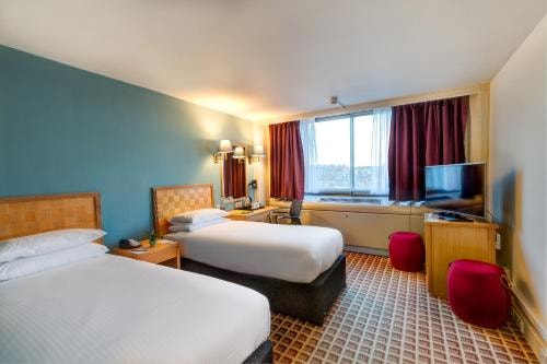 Standard Double Or Twin Room Near Holland Park LON 1 Luxury Bookings