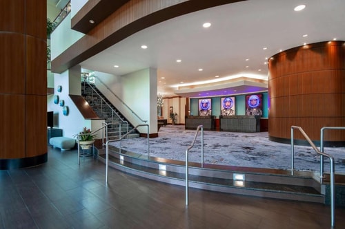 King Suite Near To Toyota Center HOU 6 Luxury Bookings