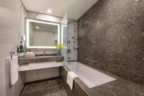 One Bedroom Suite City View Near Palm West Beach 5 Luxury Bookings