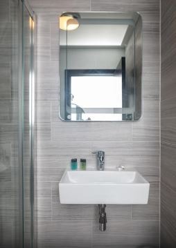Double Or Twin Room Near The Tailors Shop LON 6 Luxury Bookings