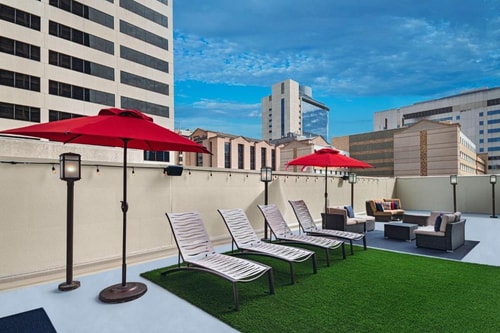 King Guest Room Near Houston Zoo HOU 13 Luxury Bookings