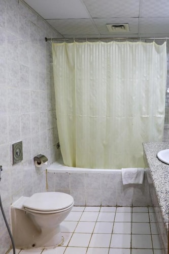 Studio Apartment Near Bur Juman Mall 7 Luxury Bookings