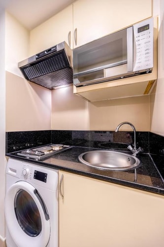 Deluxe Studio Near Aster Hospital Mankhool Dubai 3 Luxury Bookings