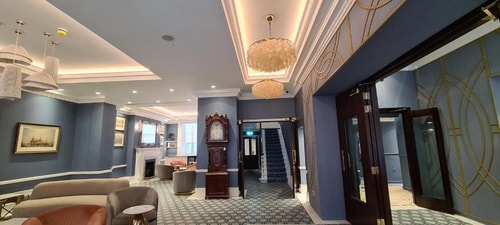 Executive Double Room Near Italian Gardens LON 9 Luxury Bookings