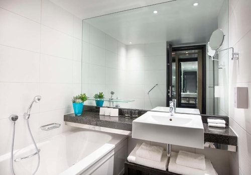 Superior Double Room Near Go Mammoth LON 3 Luxury Bookings